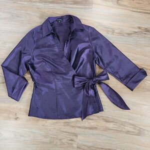 ☔️🔺️Nicolini Plum Iridescent Crisscross Collared Blouse Medium